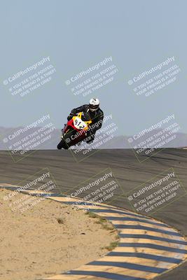 media/Mar-28-2022-Superbike Trackdays (Mon) [[b8603d0f67]]/Open Track Time/Turns 9 and 10/